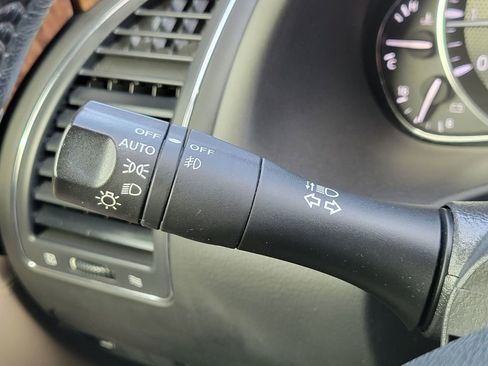 Used 2019 Nissan Armada SL w/ Premium Package image 34