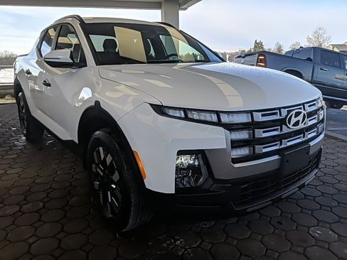 Used 2025 Hyundai Santa Cruz SEL image 3