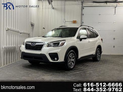 Used 2021 Subaru Forester Premium w/ Popular Package #1 image 1