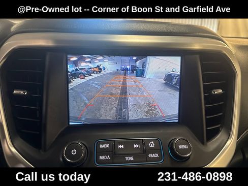 Used 2017 GMC Acadia SLT AWD/4WD image 24