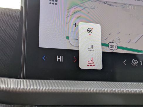 New 2026 Ford Explorer ST-Line w/ ST-Line Street Pack image 27