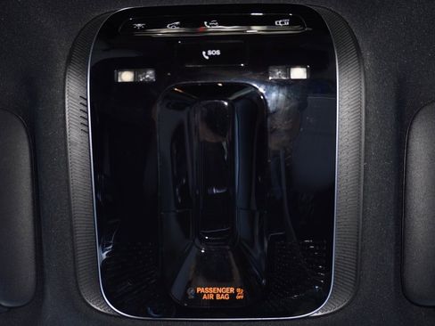 Used 2024 Mercedes-Benz GLC 300 image 19