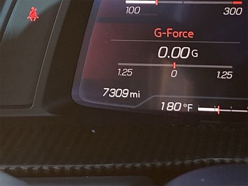 Used 2021 Chevrolet Corvette Stingray Premium Cpe w/ Z51 Performance Package image 22