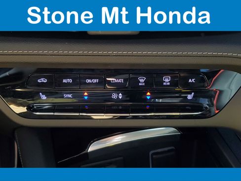 Used 2022 Buick Envision Essence w/ Technology Package I image 30