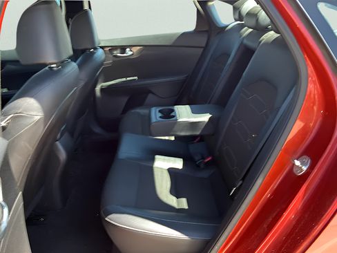 Used 2021 Kia Forte GT-Line w/ GT-Line Premium Package FWD image 16