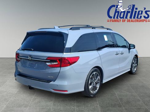 Used 2023 Honda Odyssey Elite image 4