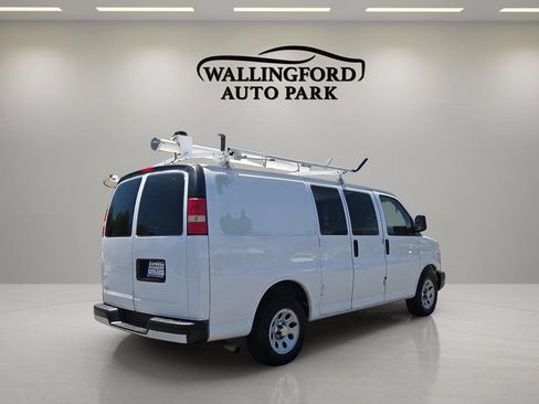 Used 2012 Chevrolet Express 1500 RWD image 4