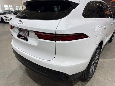 Used 2021 Jaguar F-PACE S image 41