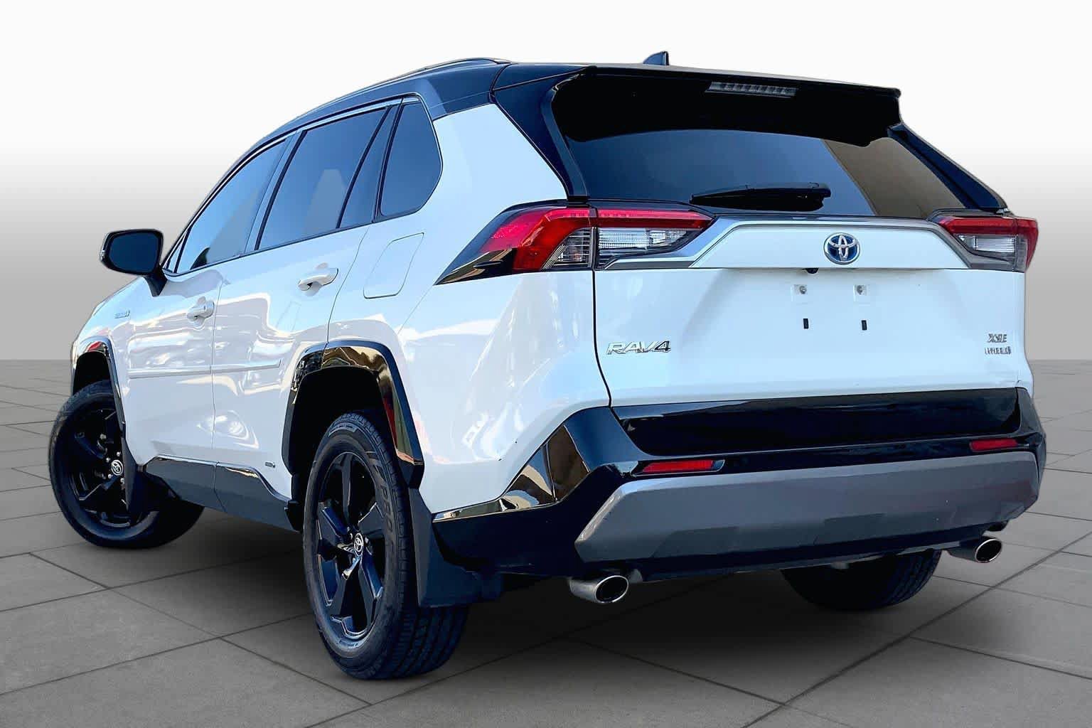 Used 2020 Toyota RAV4 XSE AWD/4WD image 12