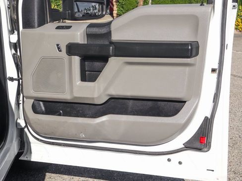 Used 2021 Ford F250 XL w/ Power Equipment Group image 43