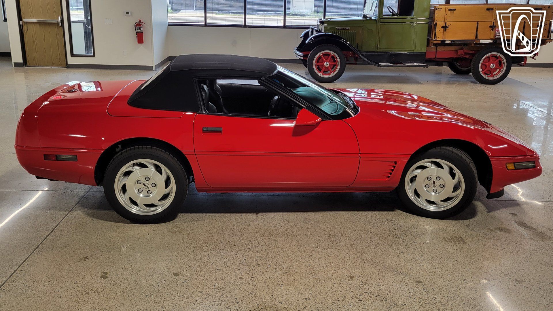 Used 1996 Chevrolet Corvette Convertible RWD image 36