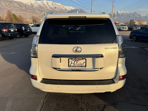 Used 2017 Lexus GX 460 image 4
