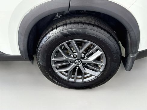 Used 2021 Nissan Rogue S AWD/4WD image 19