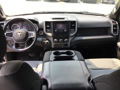 Used 2022 RAM 1500 Big Horn AWD/4WD image 46