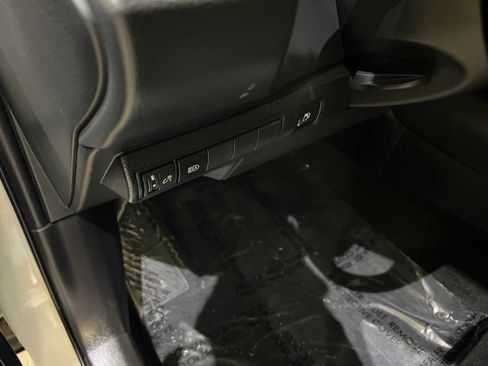 Certified 2022 Toyota Corolla LE image 16