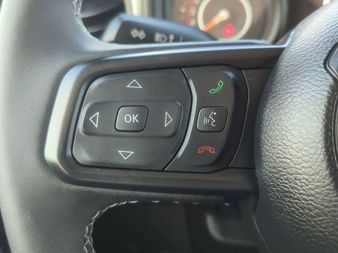 Used 2025 Jeep Wrangler Unlimited Sport AWD/4WD image 15