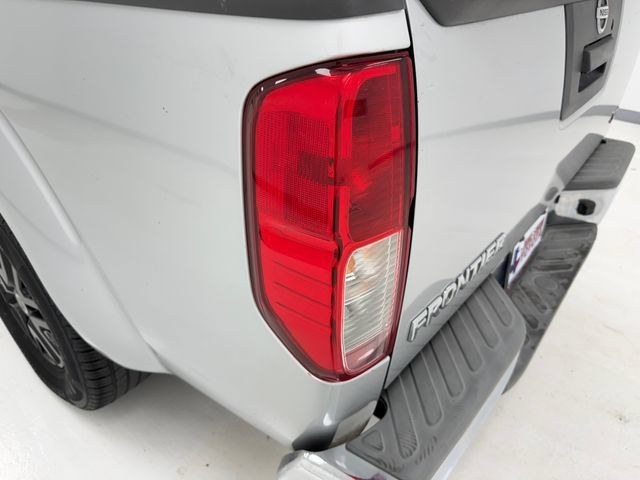 Used 2018 Nissan Frontier SV RWD image 36