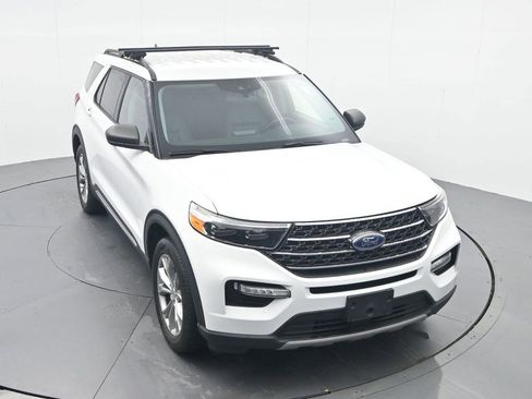 Used 2021 Ford Explorer XLT w/ Equipment Group 202A RWD image 20