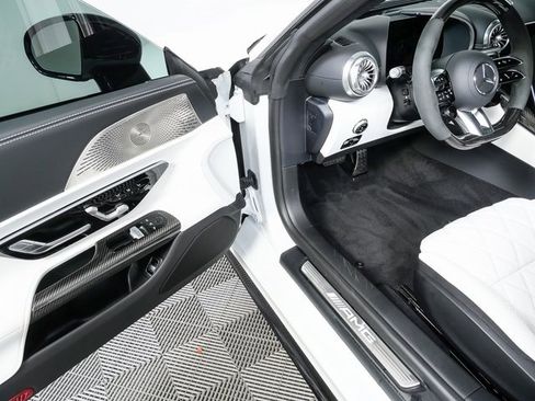 Used 2024 Mercedes-Benz AMG GT 55 image 8