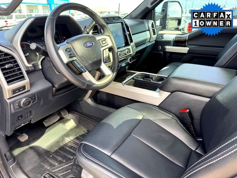 Used 2022 Ford F250 Lariat w/ Lariat Ultimate Package image 11