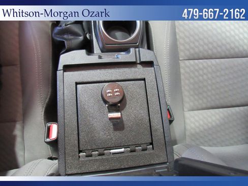 Used 2022 Toyota Tacoma SR AWD/4WD image 47