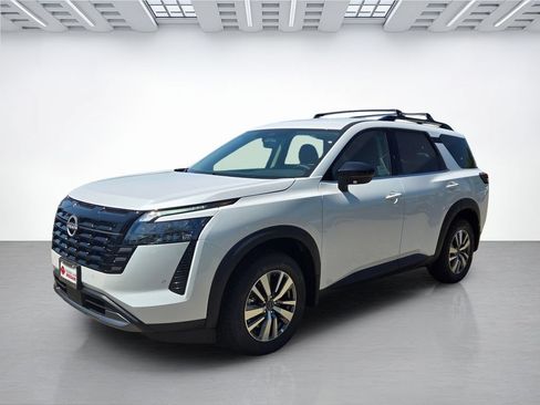 New 2026 Nissan Pathfinder SL AWD/4WD image 8
