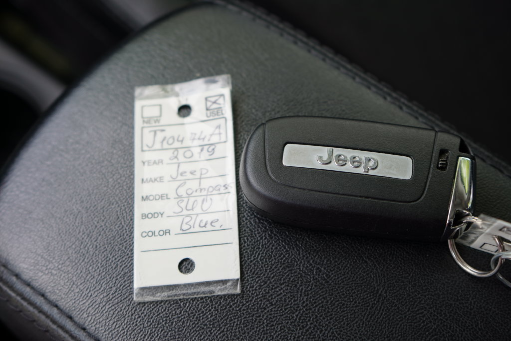 Used 2019 Jeep Compass Latitude AWD/4WD image 31