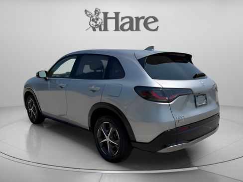 Certified 2024 Honda HR-V EX-L image 3