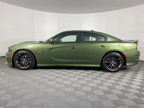 Used 2022 Dodge Charger Scat Pack image 4