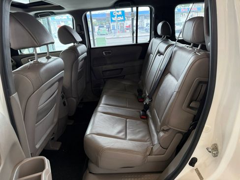 Used 2010 Honda Pilot EX-L image 10