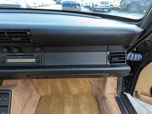 Used 1997 Porsche 911 Carrera RWD image 31