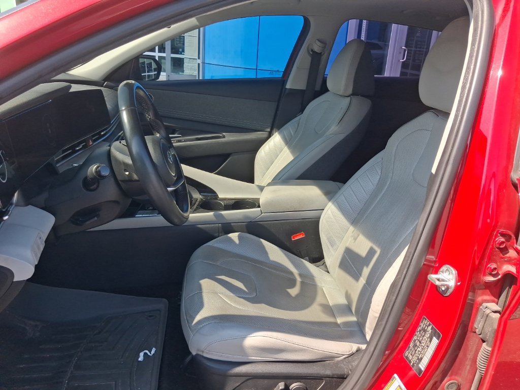 Used 2022 Hyundai Elantra Limited FWD image 20
