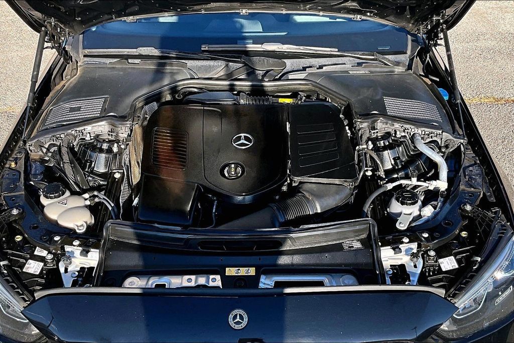 Used 2022 Mercedes-Benz C 300 Sedan image 12