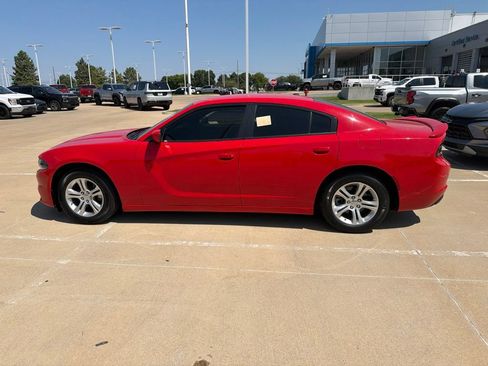 Used 2022 Dodge Charger SXT RWD image 7