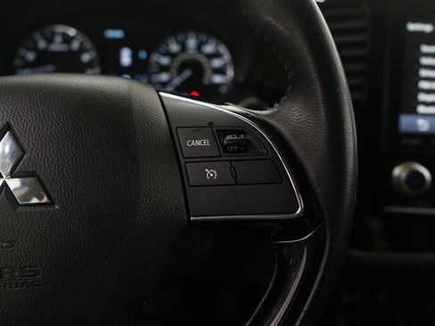 Used 2020 Mitsubishi Outlander SEL image 19