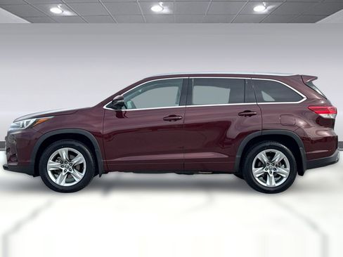 Used 2018 Toyota Highlander Limited w/ Carpet Mat Package (TMS) image 6