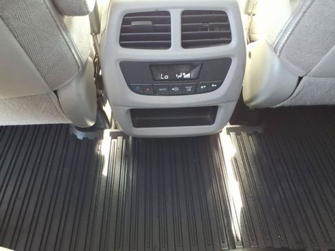 Used 2020 Honda Pilot EX image 21