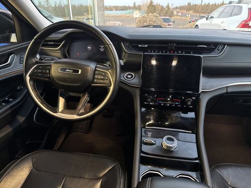 Used 2021 Jeep Grand Cherokee L Limited image 18