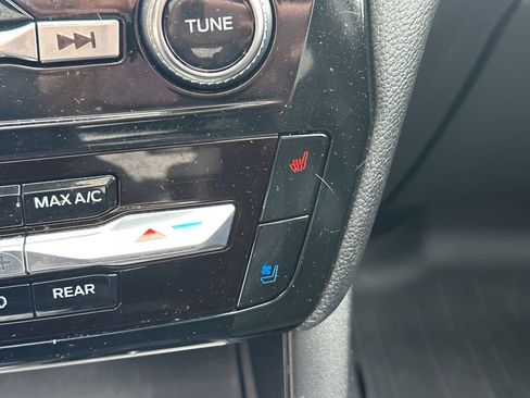 Used 2021 Ford Explorer Limited w/ Equipment Group 301A image 24