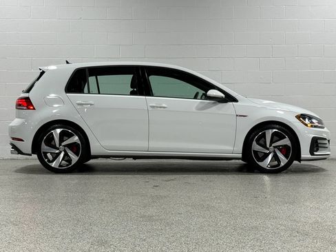 Used 2018 Volkswagen GTI SE w/ SE Leather Package FWD image 5