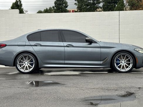 Used 2022 BMW M550i xDrive w/ Executive Package image 6