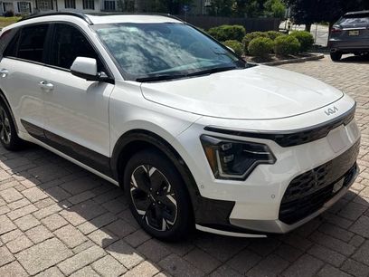Certified 2023 Kia Niro Wave