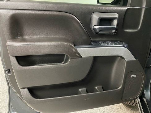 Used 2018 Chevrolet Silverado 1500 LT w/ Texas Edition image 9