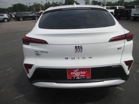 Used 2024 Buick Envista Sport Touring FWD image 7