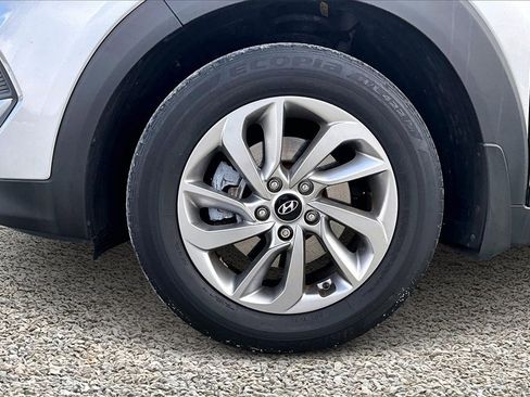 Used 2018 Hyundai Tucson SE w/ Cargo Package image 8