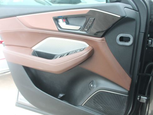 Used 2024 Acura MDX FWD w/ Technology Package image 13