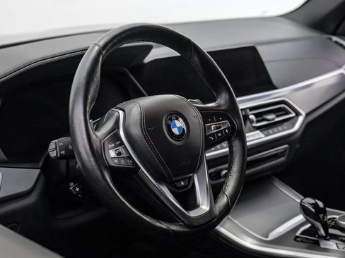 Used 2022 BMW X5 xDrive40i w/ Parking Assistance Package image 14