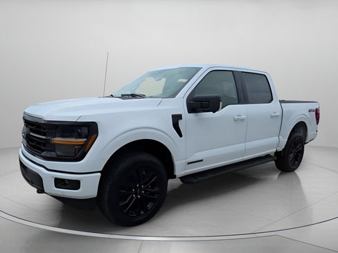 New 2025 Ford F150 XLT w/ Equipment Group 302A MID image 12