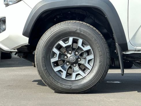 Used 2021 Toyota Tacoma TRD Off-Road w/ Technology Package image 24