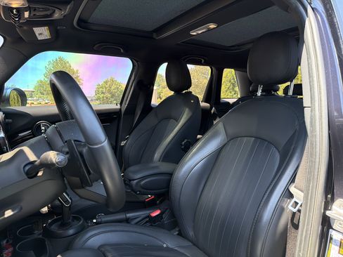 Used 2023 MINI Cooper S FWD image 7
